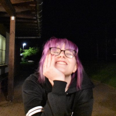 seliichan's profile picture. So ne Streamerin✌🏻