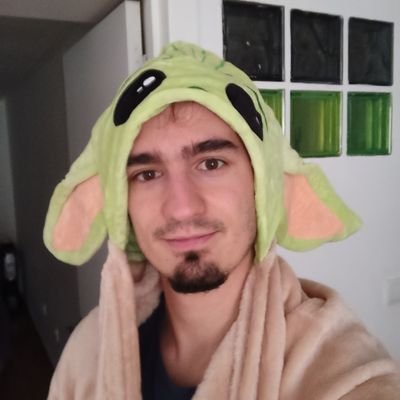 Twitch streamer  | CC de @WonderWarsGame  para... | 
Directos  de Lunes, Martes y Jueves. 

👉 https://t.co/AiDoTPf663