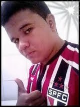 Queem min seguir eu sigo de volta
add eu no msn e no orkut
http://t.co/7yKUJ90g1j@hotmail.com