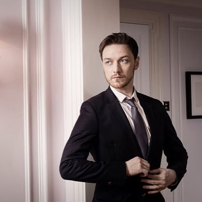 HarryAlcott_HP's profile picture. Shy, Sweet, Compassionate. Lover of Animals and Science.