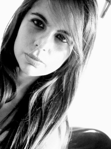 não tenho tempo para mais nada...
Ser FELIZ me consome
FUTURA BIÓLOGA 2012 rs.