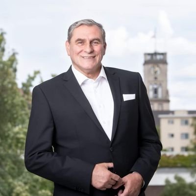 Landesvorsitzender FREIE WÄHLER BERLIN
Bezirksvorsitzender FREIE WÄHLER
Tempelhof-Schöneberg
Unternehmer&Gastronom