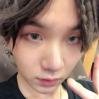 anne || uni (@d2smono) 's Twitter Profile