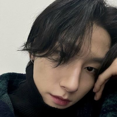 haemjji10_0's profile picture. 