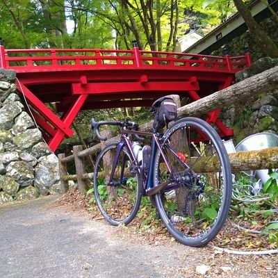 自転車TREK、BRIDCESTONE乗り😆
2019年2月からロードバイク始めました☺️ゆるゆるライドで毎週走ってます🚴
日常の事も投稿します😊