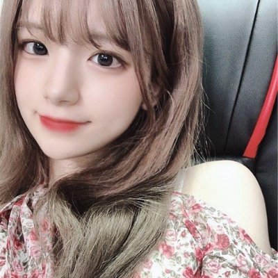 Yuika19346139's profile picture. 161センチ／hカップ💓18歳💝

ラインで話そ～💞→https://t.co/G3IgK2DMxY