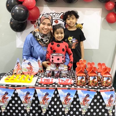 SehaNazri's profile picture. Be happy with what you have..  While working for what you want. 🎈                          IG : sehanazri