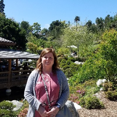 KARENAL93228982's profile picture. 