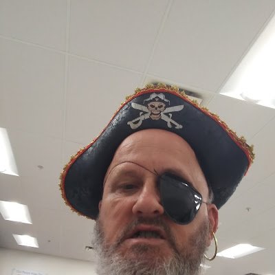 LeeEide1's profile picture. Co-host of The Movie Review Show on YouTube, screenwriter, author, blogger, golfer, long-suffering Vikings fan, Twins fan, cleaner @ St. James Hotel