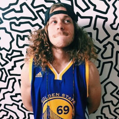 justlikedoogie2's profile picture. just a collection of paradoxes