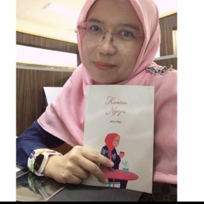 atikahendryani's profile picture. Author, Lecturer, Researcher. Penulis novel Tonil Monte Carlo, Juara Harapan 2 lomba Buku Kompas 2023