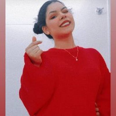 emishantel01's profile picture. 