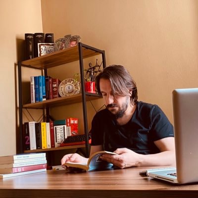 Former Asst Prof in #AdminLaw PhD Research at @wrightstate Ankara Bar Asso. #HumanRights #Philosophy ubi iustitia non est,non est res publica TR; @Av_Dr_EmreCan