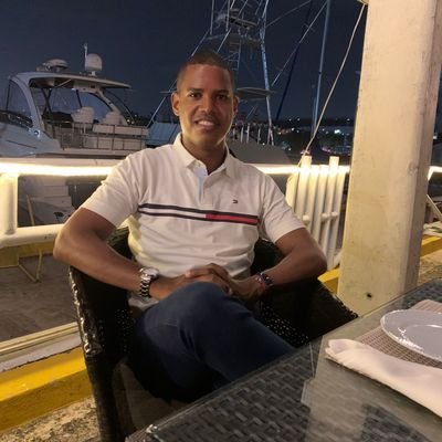 vladimi65274252's profile picture. hechos, no argumento