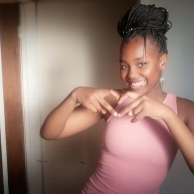 Olwe2Zazini's profile picture. https://t.co/A433NSeJU2

Do you, for you!💜👅🤟