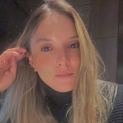 Callemarce's profile picture. Trabajo en el desarrollo organizacional y lo humano. Soy una aprendiz permanente. La literatura, el café y la naturaleza.