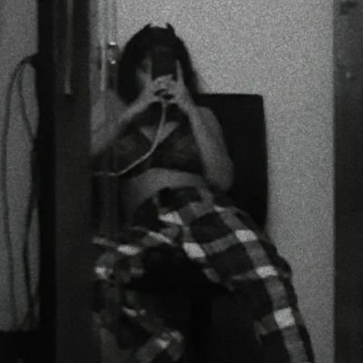 slutfoshows's profile picture. trynna achieve nirvana by doing drugs. 22 she/her