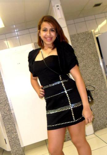 Se ela é ciumenta, muito chata isso é normal.. Se ela foi escolhida, é porque é especial e não adianta, outra querer falar,Sua historia não vai mudar! ♫ ;)