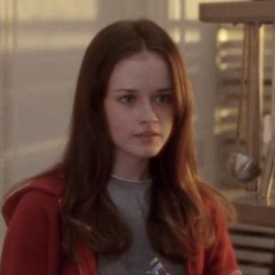 romanticizing school just like rory gilmore