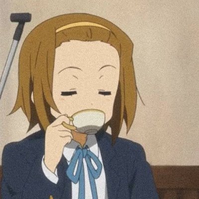Cuenta inactiva hasta que descubra cómo eliminar tuits en masa o me cree otra, lo que ocurra primero.
#savetf2