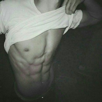elonmuskfa1's profile picture. و خدایی ک به  شدت کافیست...