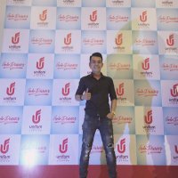 Quang (@quang11051543) 's Twitter Profile