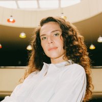 Ana Kirova (@anafiki) 's Twitter Profile