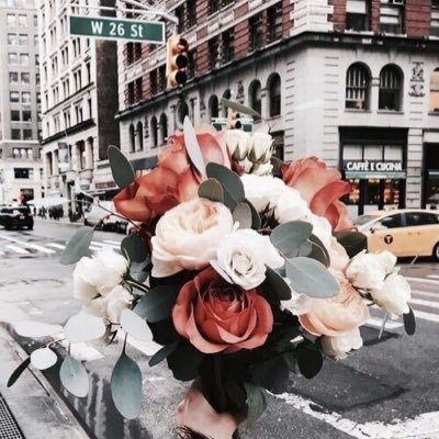 Thekra_Almoina's profile picture. Translator- Business specialist