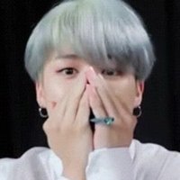 Rosa_K.C ⁷ (@r_m_army) 's Twitter Profile