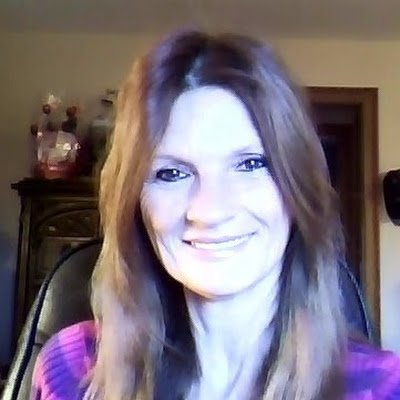 LittleDove_24's profile picture. A human