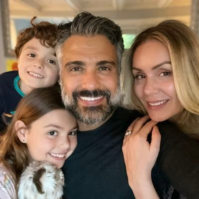 ¡BIENVENIDOS AL FC DE LA FAMILIA CAMIL BALVANERA! Conformada por Jaime Camil, Heidi Balvanera, Elena Camil Balvanera y Jaime Camil Balvanera.