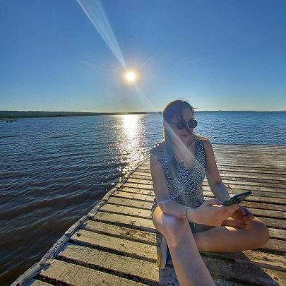 EstherFe_'s profile picture. Whatever tomorrow brings I'll be there with open arms and open eyes 🙃