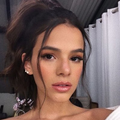 anasz255's profile picture. meta bruna marquezine