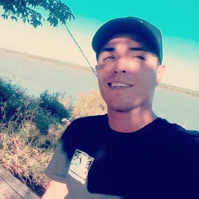 •PGSM🏠. 
98. Hincha del más grande 💙💛💙 /🇦🇷. Capricornio. 6👑 . Nunca se pierde , siempre se aprende.