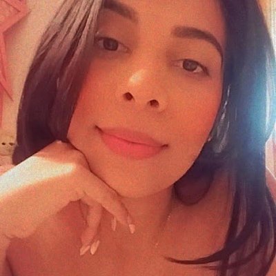 Medical student in progress! Stewardess ♡SL&GC😍 #Venezolana #ConDiosTodo Me encanta la música: Electrónica, Hip Hop.! Apoyo total a @elcanserbero