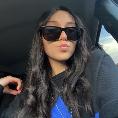 janivstheworld's profile picture. 