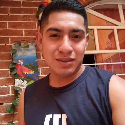 Si logras domar una fiera eres fuerte, pero si logras el control de ti mismo eres indestructible 👌