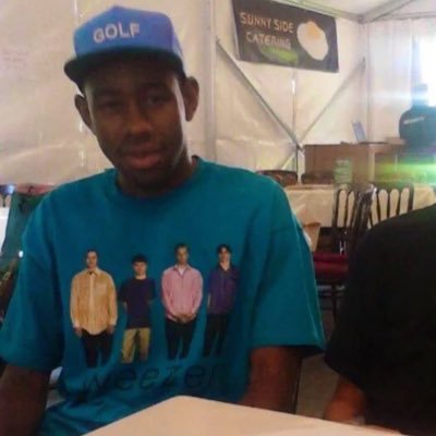 alyssanrp1's profile picture. TYLERLIKESWEEZER… i am so in my own world right now