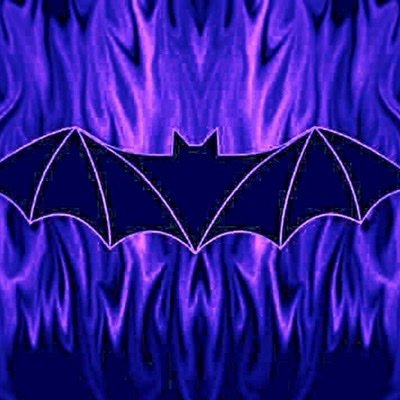 Radio DJ and podcaster available for voiceover work 🎙️
Purple 💜,🦇, music, the 80s,🇬🇧  🇮🇹
horror movies, vintage cars, 🎃
 Leeds United FC 💙💛🤍 NY Mets