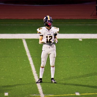 Bishop O’Dowd HS 23 | 6’0 150 lbs | 2B ⚾️ | WR 🏈 | GPA 4.22 | 35.5” Vert | 📧:barsit23@bishopodowd.org