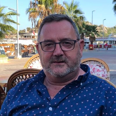 GM of theatrical media designers @pyjamamedia, 30 years in ‘Showbiz’, originally from Liverpool, ❤️musicals, photography, travel & cooking, Married 🏳️‍🌈