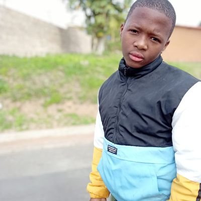 I'M ANDILE I'M HERE TO GET HELP FROM OTHER ARTIST I'M ARTIST NAME IS BLCK FAC3 IF Y'ALL DON'T MIND TO HELP ME PLEASE CONTACT ME 0682639523 THANK YOU BYE EVERYON