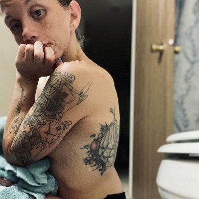 Tinyteewidatatz's profile picture. Cum and see. Tiny, half way covered in tattoos. New to this game
*follow me on chaturbate!!!😘*