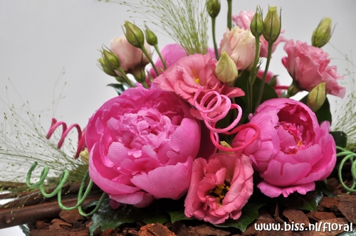#Creatief met #Bloemen, voor al uw #workshops, #arrangementen en #materialen | #Kerst #Pasen #Herfst #Vers #Voorjaar #Moeder #Verjaardag #Hobby #Gezellig #Trouw