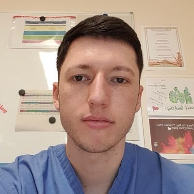A confused German and Arabic literature grad somehow now doing a PhD in Medical Sciences (circadian rhythms in inflammatory disease) with @TheKennedyTrust 🤷♂️