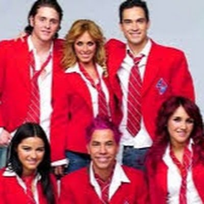 Fan de rbd y amante de la música miembro del 7mo RBD Chile