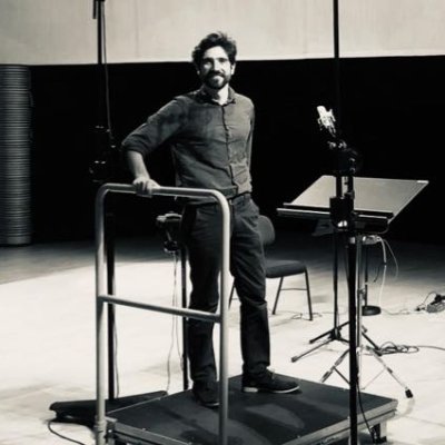 Composer, sitar player, music teacher, vegetarian, languages lover, traveler, Chilean