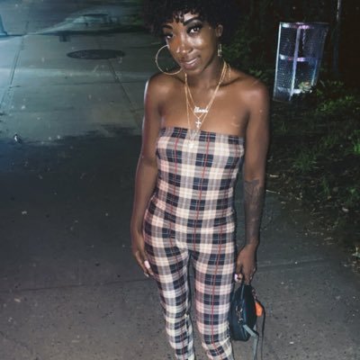 FB:Kira Taylor IG:shakirababe_1303 Sc:shakirataylor28 HMU if you want to get to know me 🥰 i WORK at FEDEX in NJ / I FROM BROOKLYN NYC🇵🇦🇯🇲🇺🇸🌈🏳️🌈