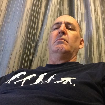 thejezzer1963's profile picture. Pompey fan... Mythos fan…outdoor bowler.