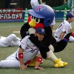 元パワーリフター。
他人の膝を壊す事を生業としております。
EXSTAGE所属 もちひと教徒 某選手からブロックされました